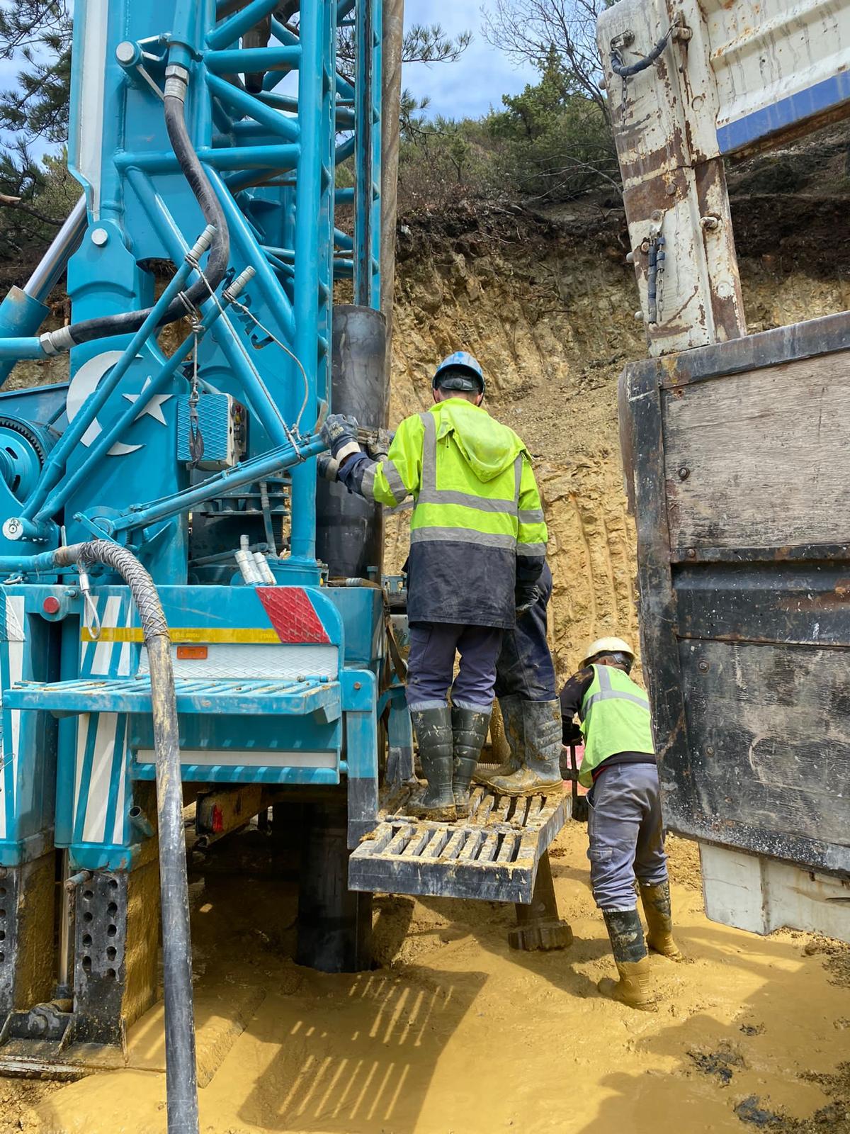 Sondaj Operasyonu Devam Ediyor